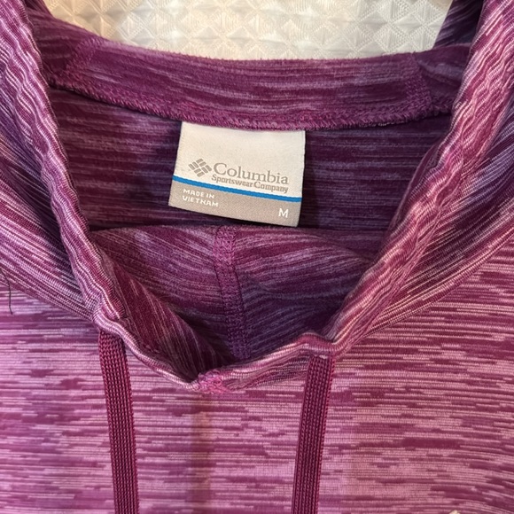 Women’s Columbia Medium Cold Gear Hoodie - Picture 2 of 4